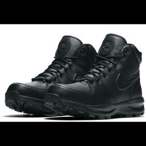 Nike Manoa Black Boots NEW IN BOX